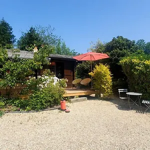 Chalet En Pleine Nature Au Bord D'un Etang